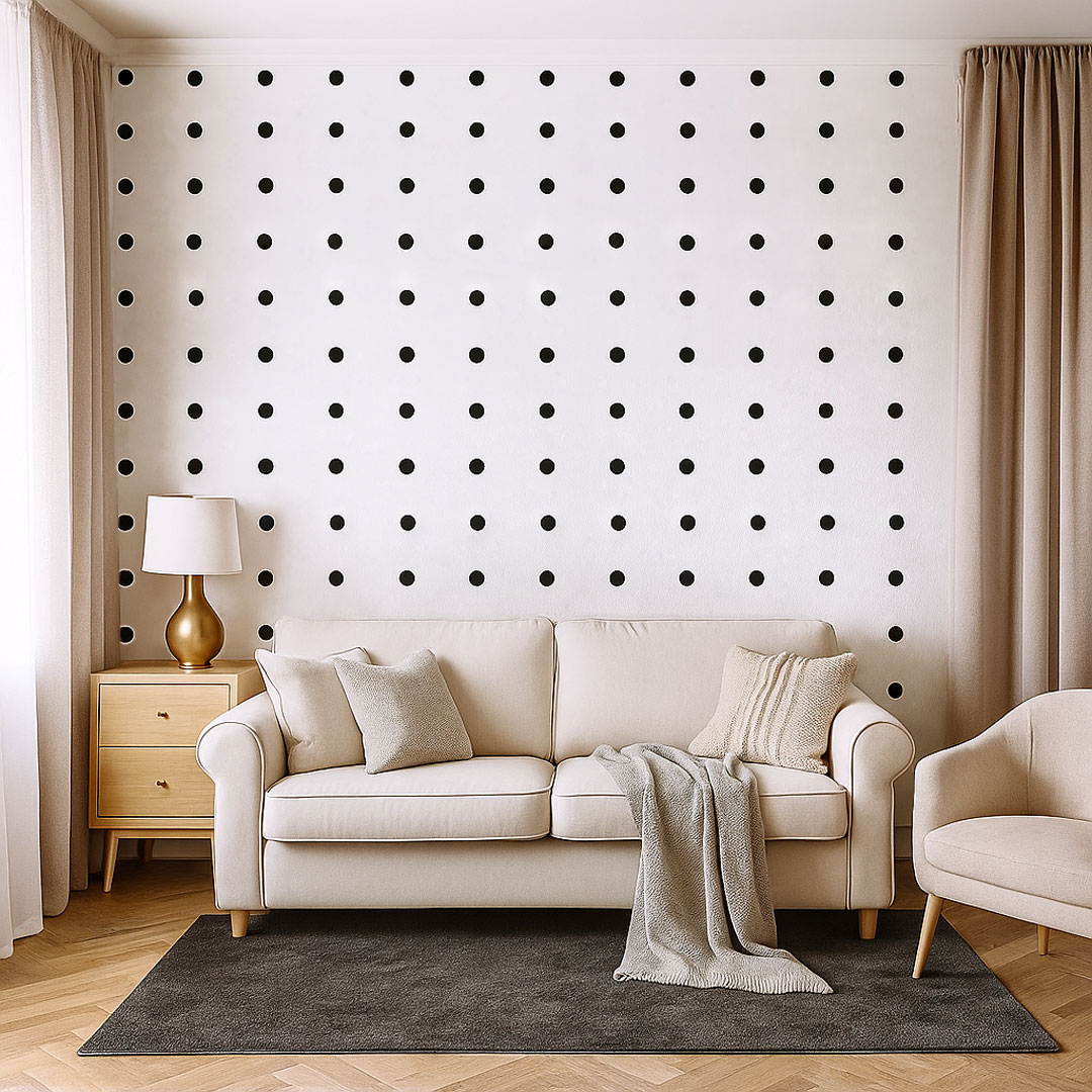 Bílá tapeta s černými puntíky, tečky, polka dot 5 cm - čtvercové uspořádání - Dekoori obrázek 2