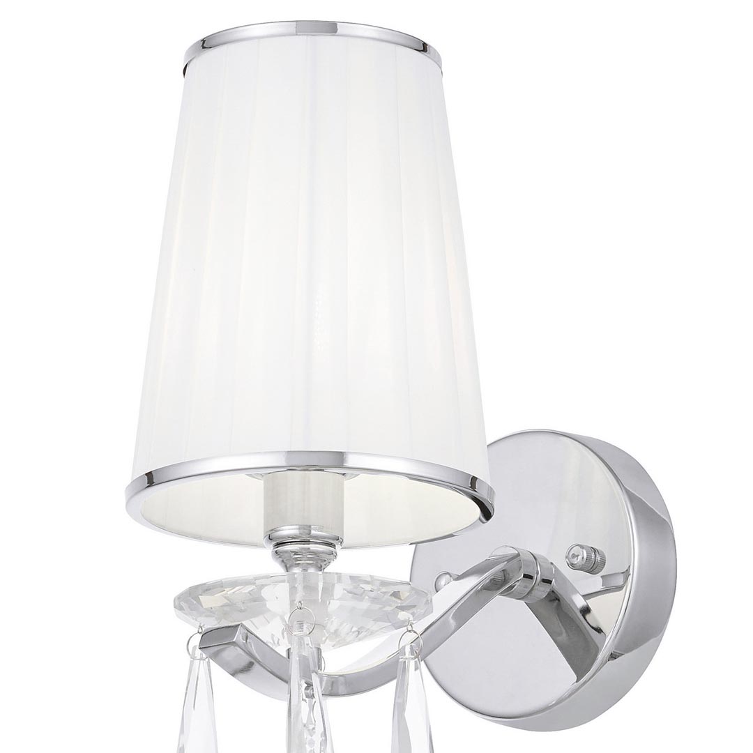 Chromovaná nástěnná lampa ALESSIA W1 s krystaly, bílé stínidlo, kovové - Lumina Deco obrázek 3