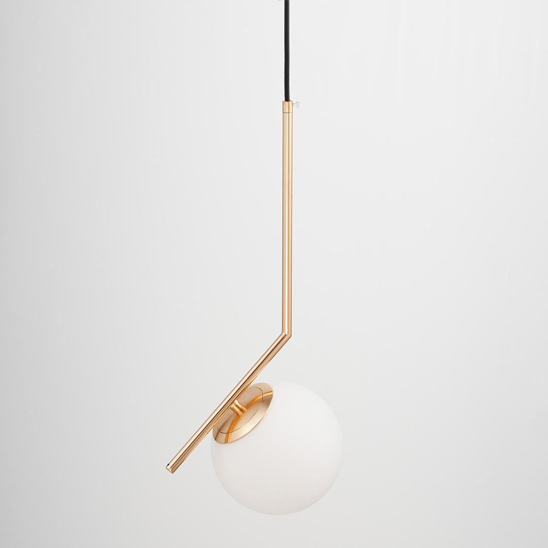 Zlatá moderní lampa SORENTO s bílým skleněným stínidlem ve tvaru koule na kovovém rameni - Lumina Deco obrázek 4