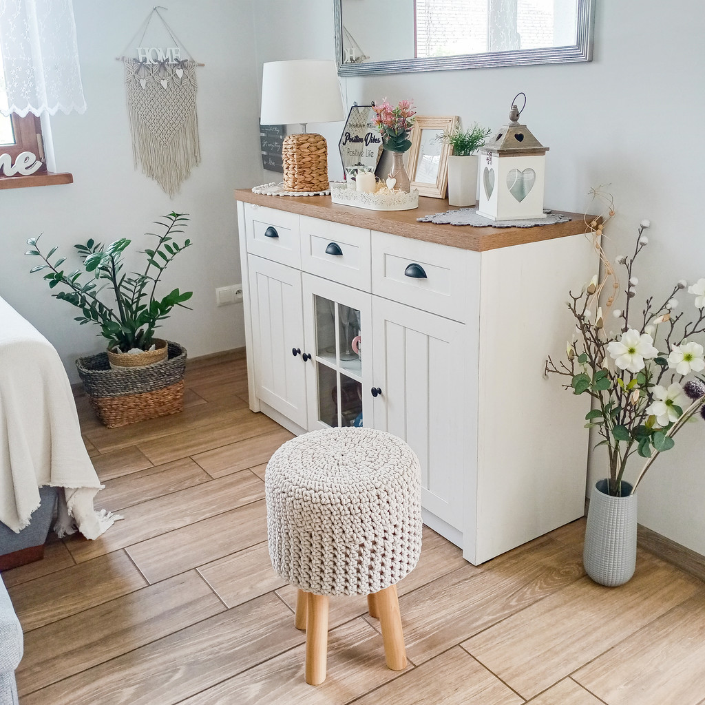 Rustikální dekorativní pouf, stolička se světle béžovým šňůrkovým potahem - Lily Pouf obrázek 4