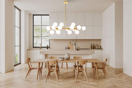 Elegantní, mosazné, závěsné svítidlo PETRICA bílé stínidla skleněné koule