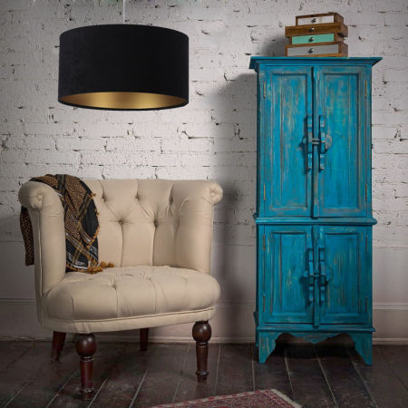 Černá závěsná lampa s válcovým, velurovým stínidlem se zlatým vnitřkem GLORIA