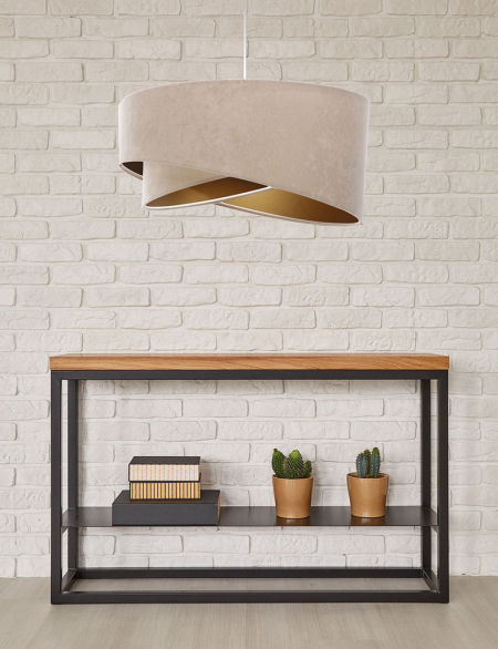 Béžová závěsná lampa s kulatým asymetrickým velurovým stínidlem se zlatým vnitřkem SAMANTA