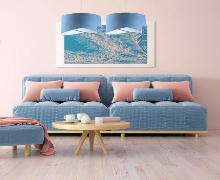 Modrá závěsná lampa, velurová, s asymetrickým stínidlem s bílým vnitřkem ALISON