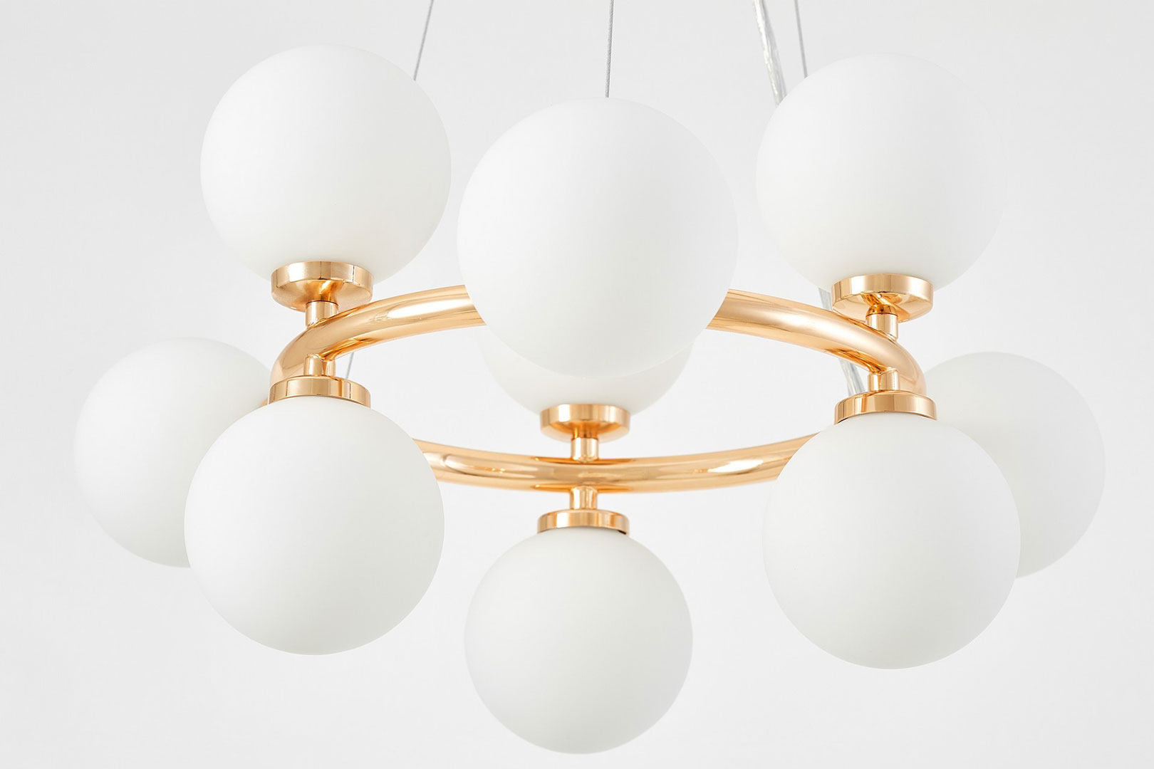 Zlatý lustr, stropní lampa MARSIADA kulatá bílá stínidla - Lumina Deco obrázek 4